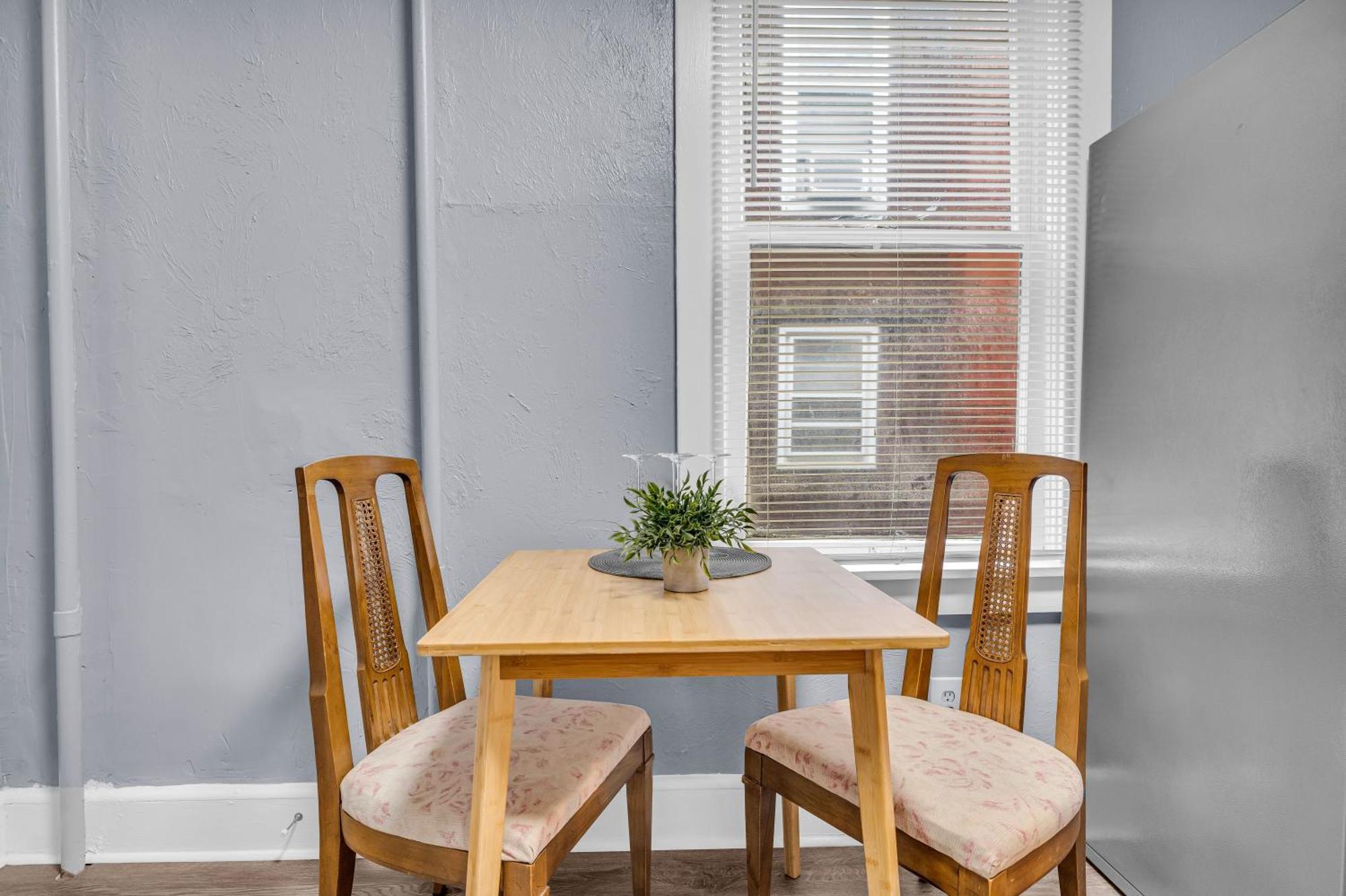 Apartament Historic Cozy Haven In Little Italy Cleveland Zewnętrze zdjęcie
