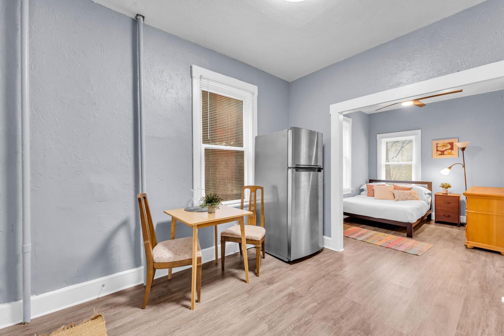 Apartament Historic Cozy Haven In Little Italy Cleveland Zewnętrze zdjęcie
